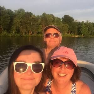 Meet your Posher, Lori